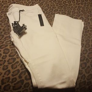 Brand NWT Elie Tahari Polar Wash Denim Jeans